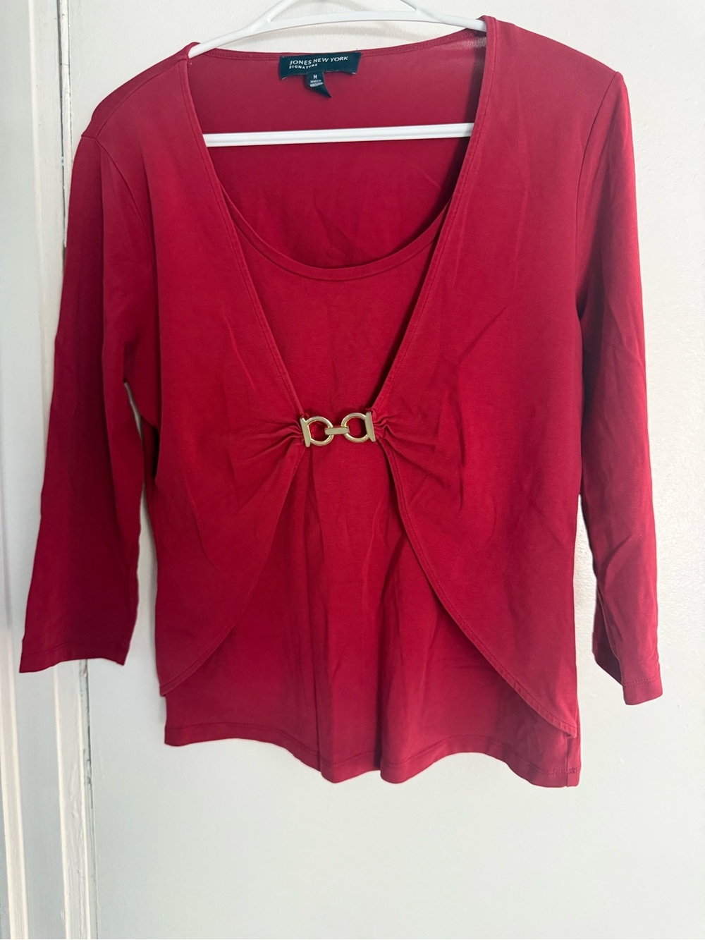 Vintage Y2K Jones New York Red Scoop Neck Top with Decorative Metal Accent